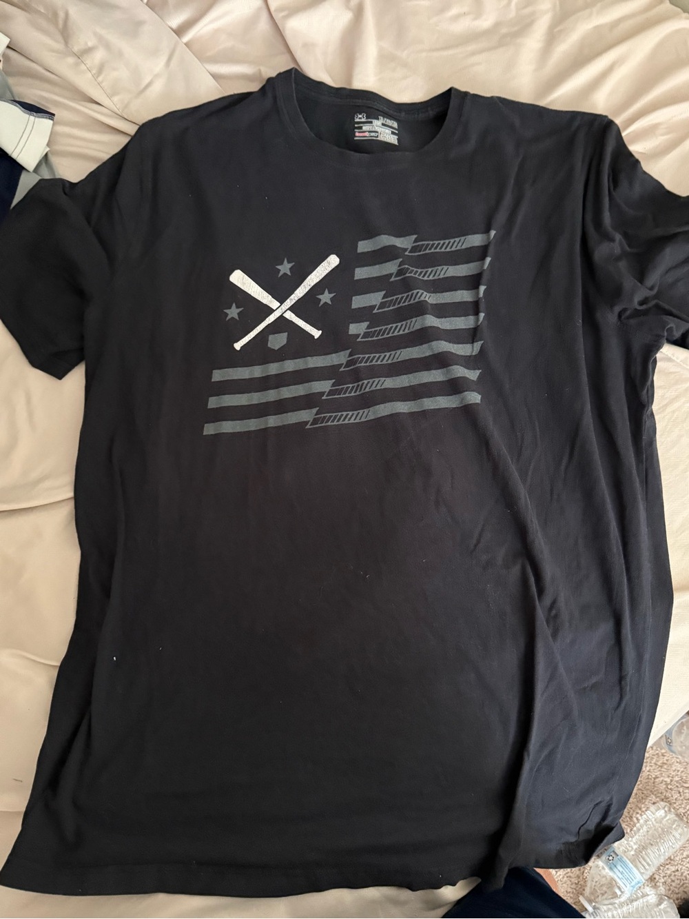 Under Armour Black Short-Sleeve Graphic Tee